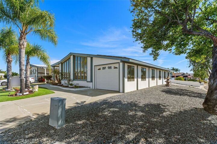 Property Photo: 29035 Via Zapata CA 92563