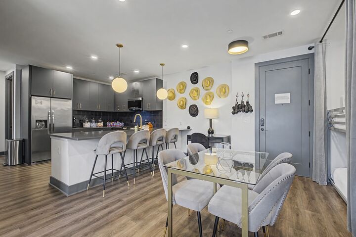 Property Photo:  65 Lindsley Ave 204  TN 37210 