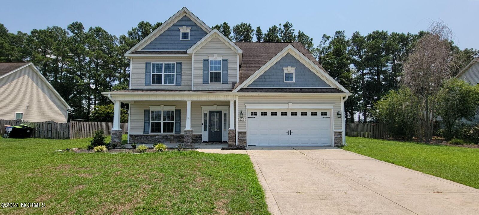Property Photo: 225 Maidstone Drive NC 28574