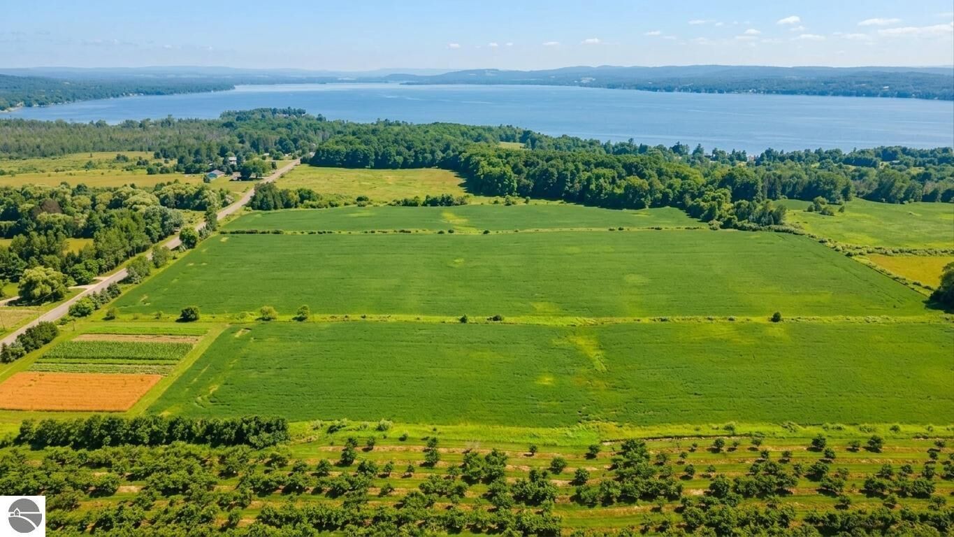 Property Photo:  7135 E Birch Point Road  MI 49684 