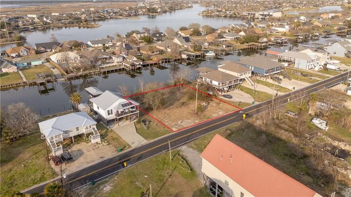 Property Photo: 134 Lakeview Drive LA 70458