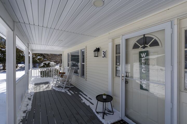 Property Photo:  31 Pine Crest Drive  NH 03045 