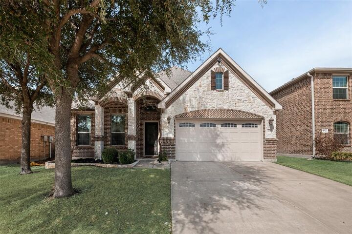 Property Photo:  2009 Childress Drive  TX 75126 