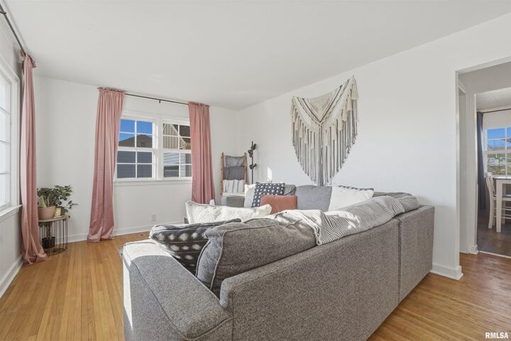 Property Photo: 4921 N Everts Court IL 61614