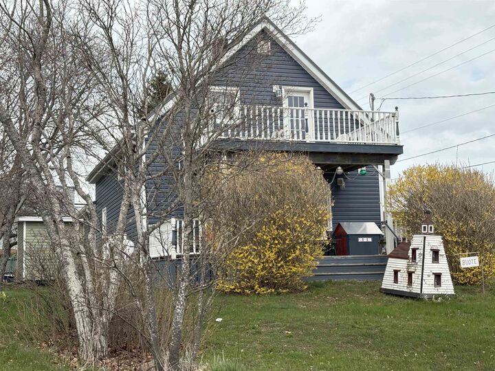 Property Photo: 18 Allen Street PE C0A 1X0
