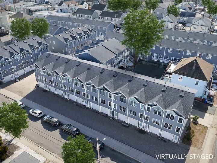 Property Photo:  47 Alder St 3  MA 02453 