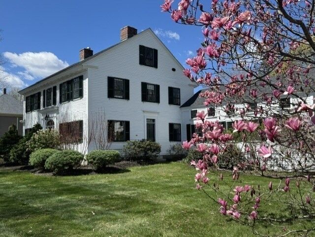 Property Photo:  62 Main Street  MA 01886 