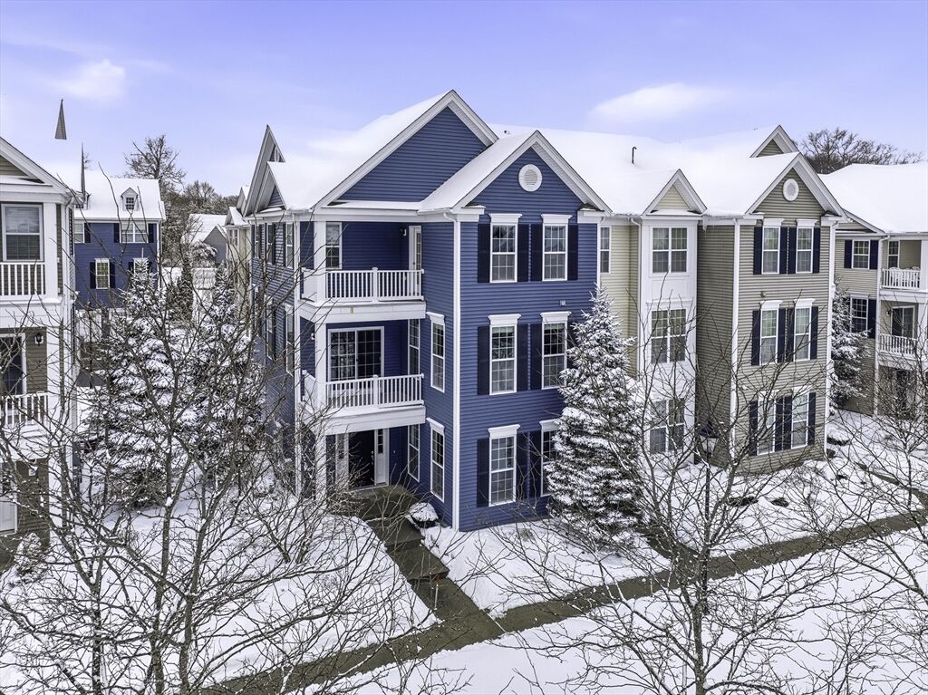 Property Photo:  7 Moses Wheelock Ln 7  MA 01581 