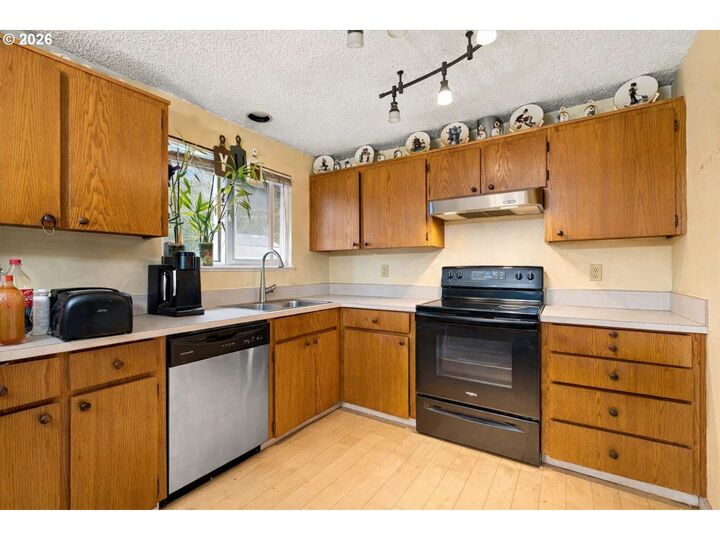 Property Photo: 1364 SE Fir Grove Loop OR 97123