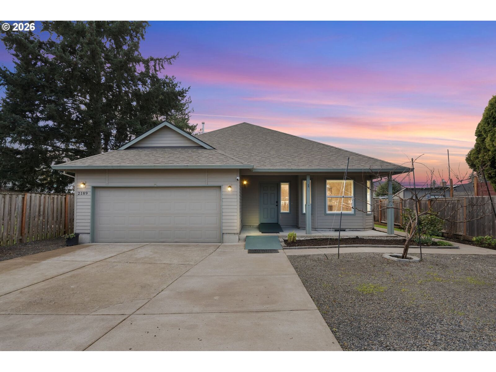 Property Photo: 2189 SW 198th Ave OR 97003