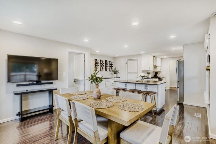 Property Photo: 8106 55th Avenue NE WA 98270