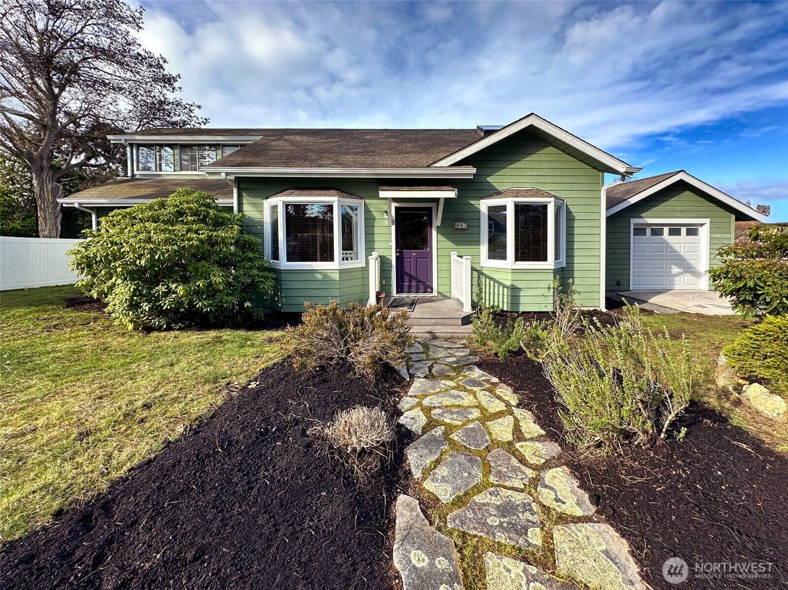 Property Photo: 847 Argyle Avenue WA 98250