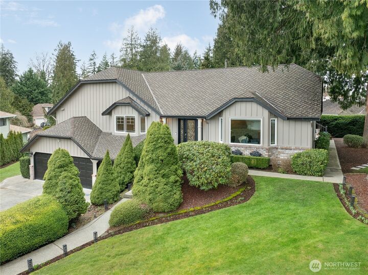 Property Photo: 24519 137th Court SE WA 98042