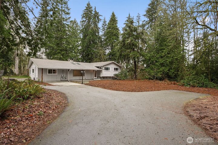 Property Photo:  6525  Lazy Street SW  WA 98512 