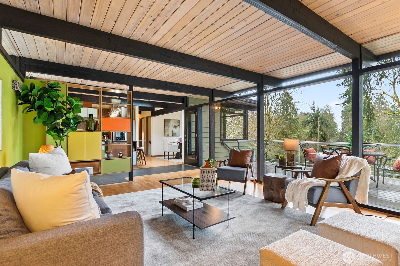 Property Photo: 18407 51st Place NE WA 98155