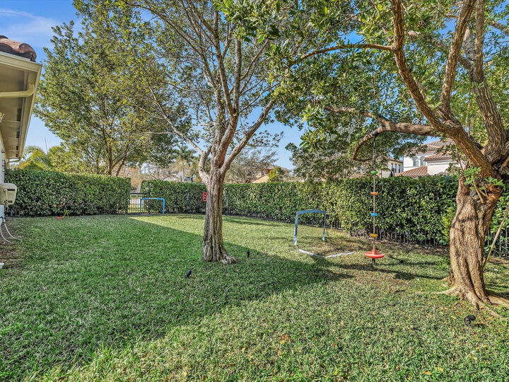 Property Photo:  11715 NW 82nd Court  FL 33076 