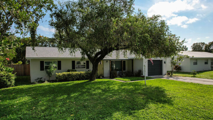 Property Photo:  186 23rd Avenue  FL 32962 