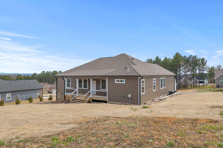 Property Photo: 104 County Road 3050 TN 37303