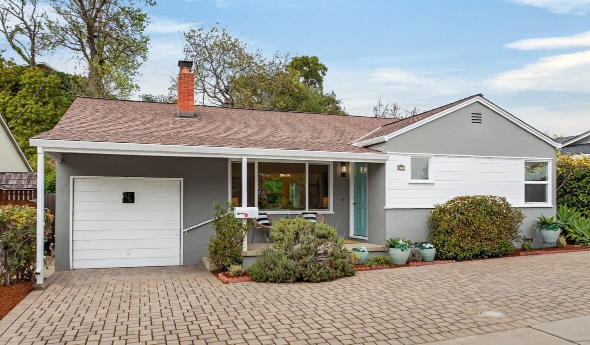 Property Photo: 1046 Lupin Way CA 94070