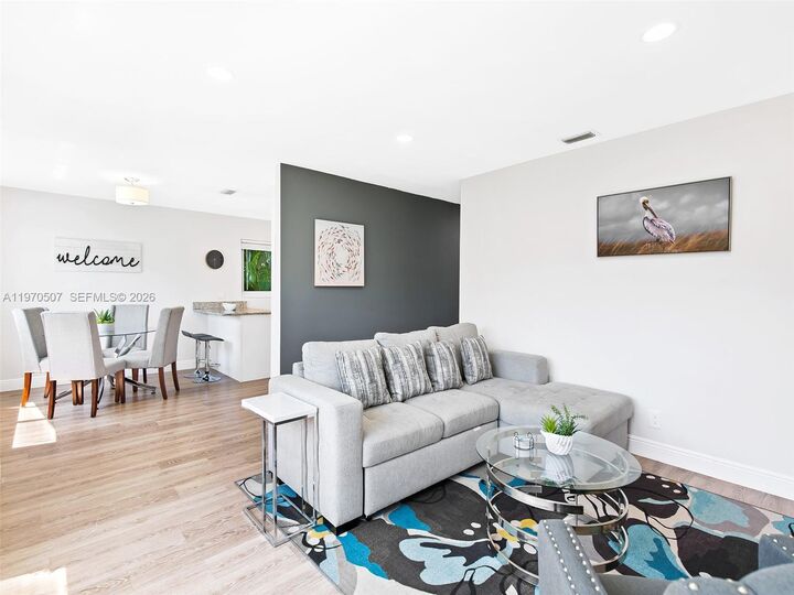 Property Photo: 3405 Norfolk St FL 33062