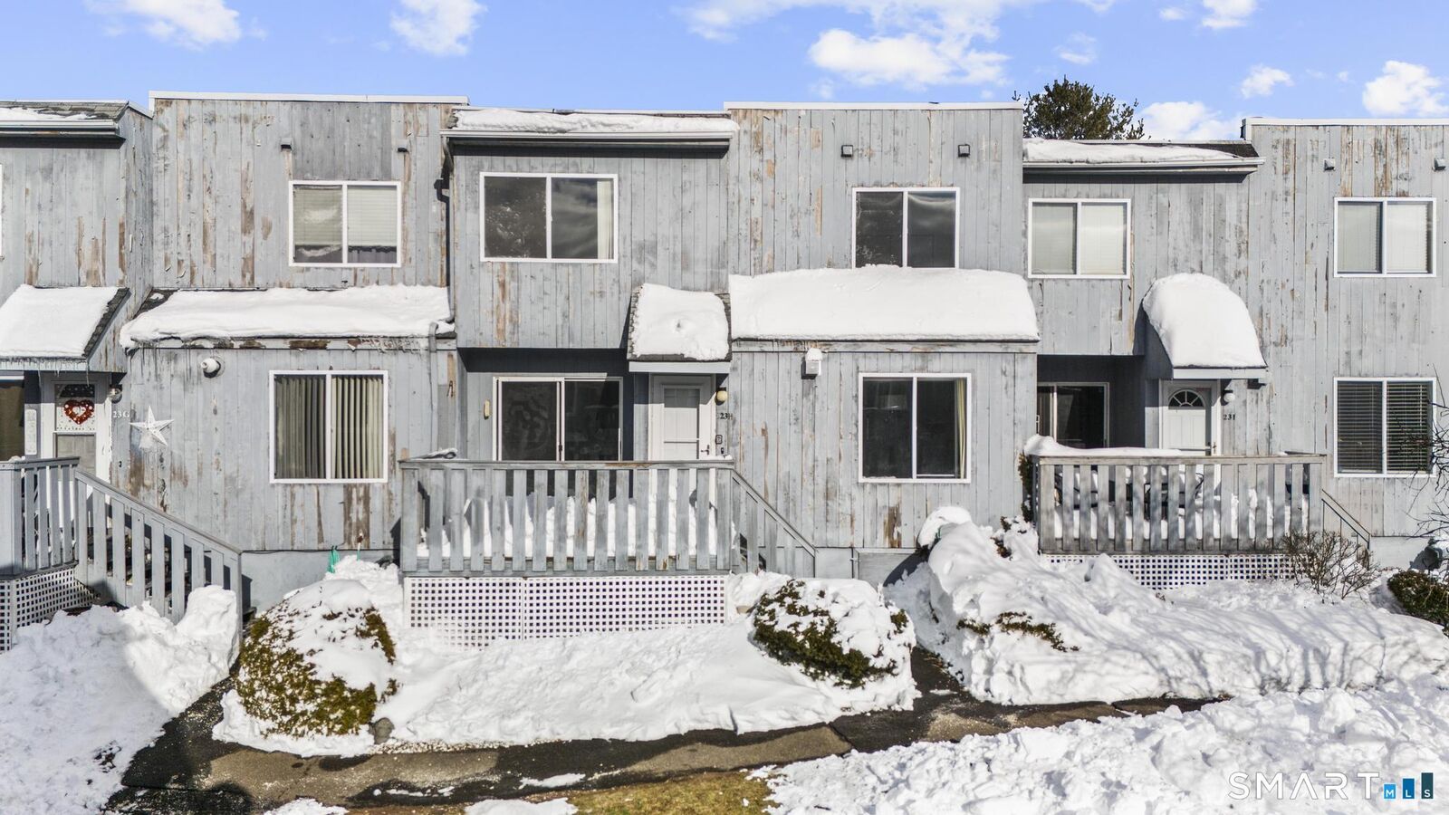 Property Photo:  23 Birch Lane H  CT 06513 