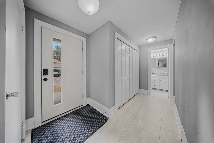 Property Photo:  76 River Bend Road C  CT 06614 