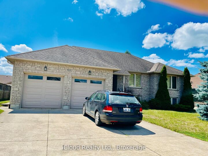 782 Brentwood Drive — photo 1