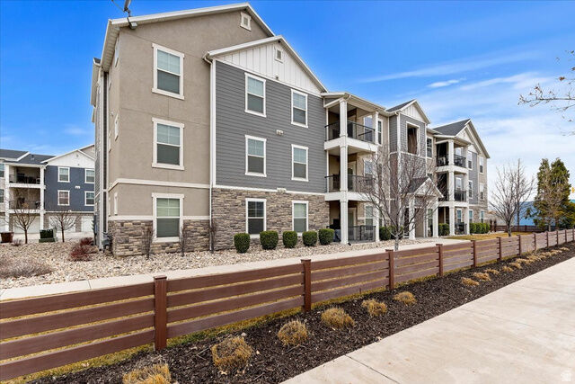 Property Photo: 660 N Emery Ln W UT 84059