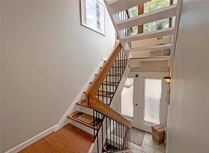 Property Photo: 132 Locust Ct PA 15237
