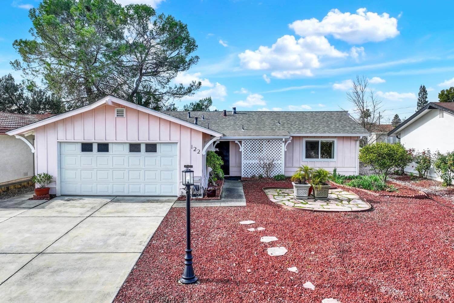 Property Photo: 122 Isle Royale Circle CA 95687