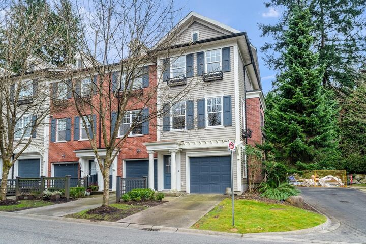 102 Fraser Street 32 — photo 1