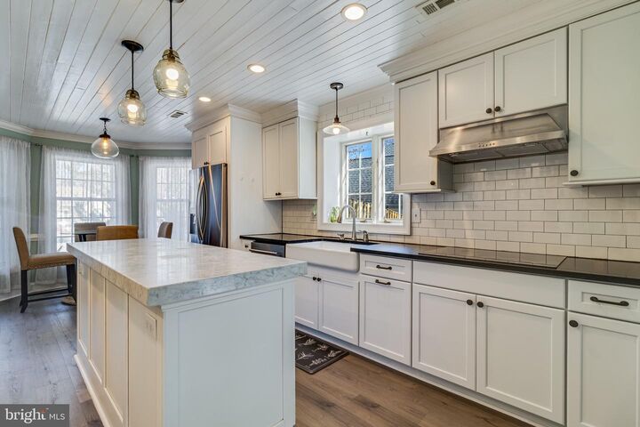 Property Photo:  47960 Mayflower Drive  MD 20653 