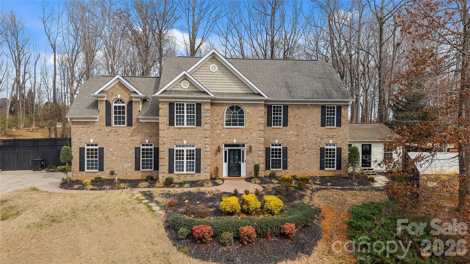 Property Photo: 5106 Twin Cedars Drive NC 28110