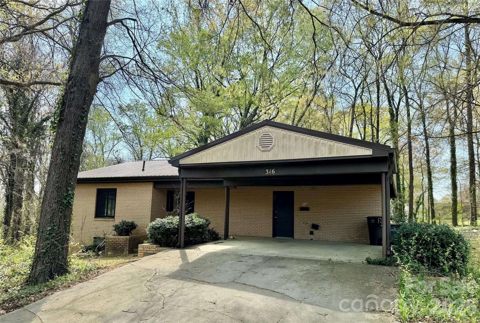 Property Photo:  316 Prince Street  NC 28083 
