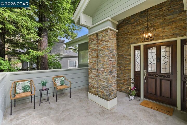 Property Photo:  7075 Elverton Dr  CA 94611 