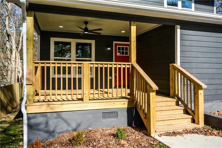 Property Photo: 1679 Emerald Avenue SW GA 30310