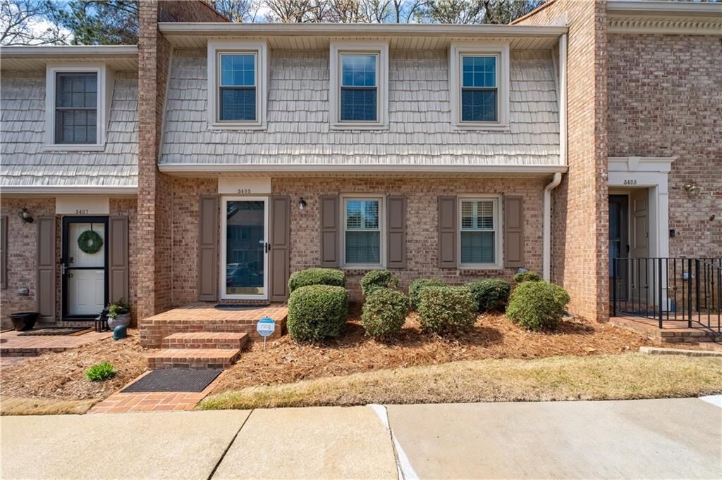 Property Photo:  3405 Ashwood Lane  GA 30341 