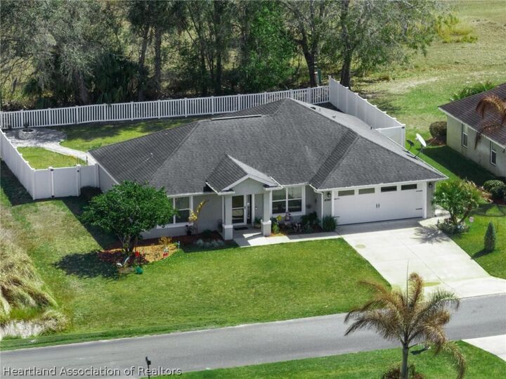 Property Photo:  4040 Santa Barbara Drive  FL 33875 