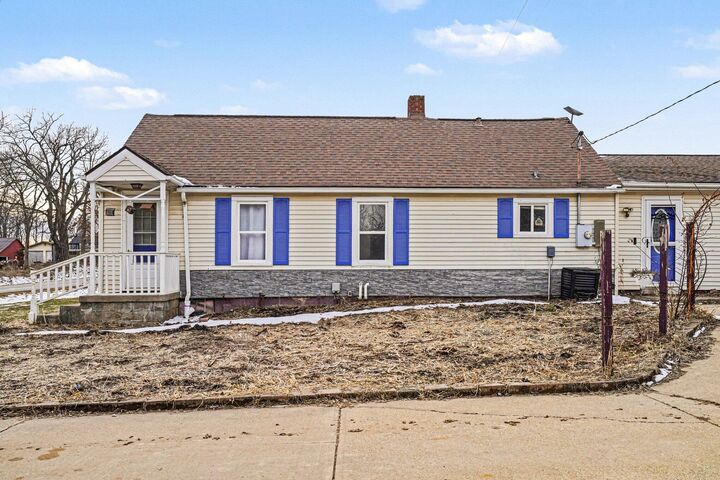 Property Photo:  15394 Devereaux Road  MI 49224 