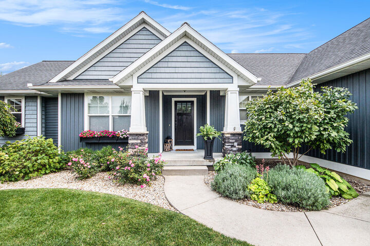 Property Photo:  4614 Caspian Drive  MI 49426 