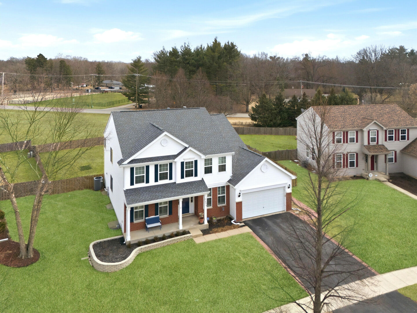 Property Photo:  2404 Sumac Drive  IL 60560 