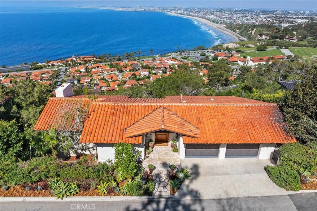 Property Photo:  1801 Via Arriba  CA 90274 