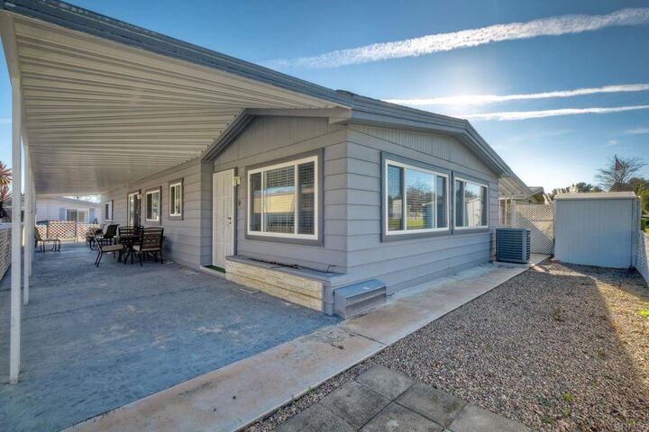 Property Photo:  2250 N Broadway 31  CA 92026 