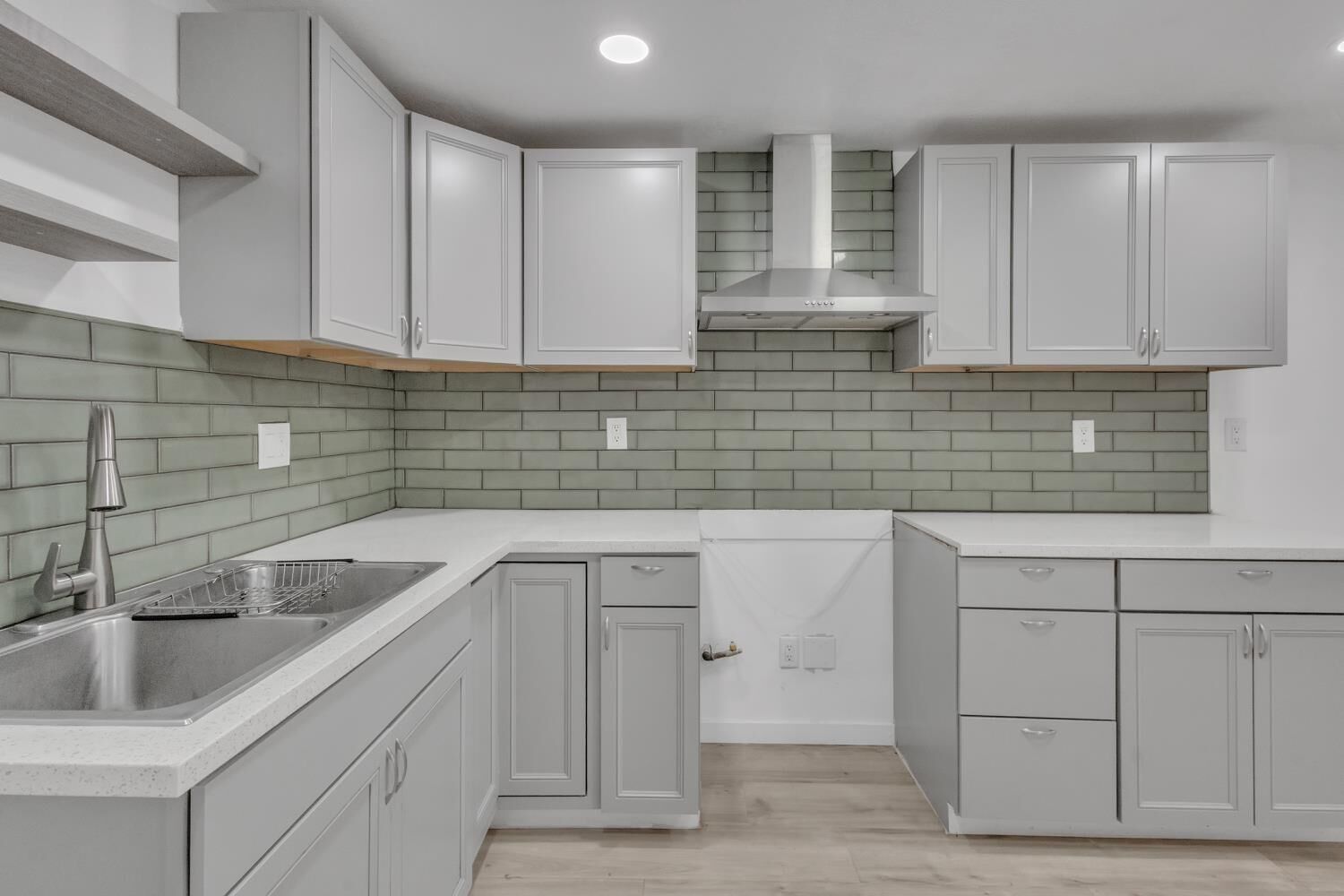 Property Photo:  5224 Ardelle Avenue  CA 95215 