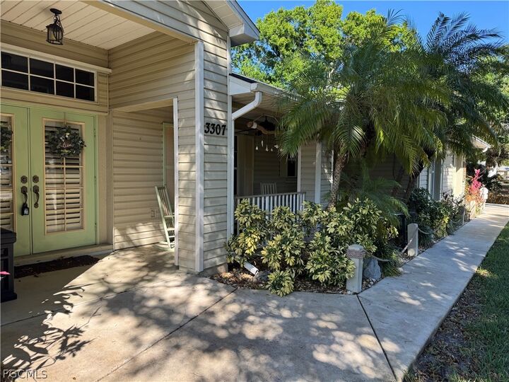 Property Photo:  3307 Delilah Drive  FL 33993 