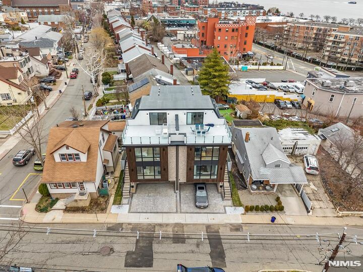 Property Photo:  25 Garden Place A  NJ 07020 