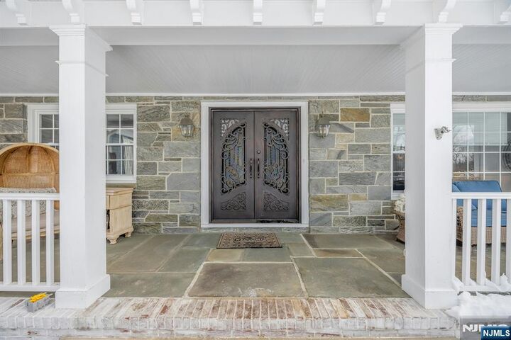 Property Photo:  88 Chestnut Ridge Road  NJ 07458 