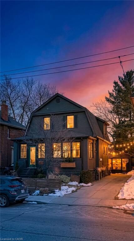 Property Photo: 411 Dundurn Street S ON L8P 4L8