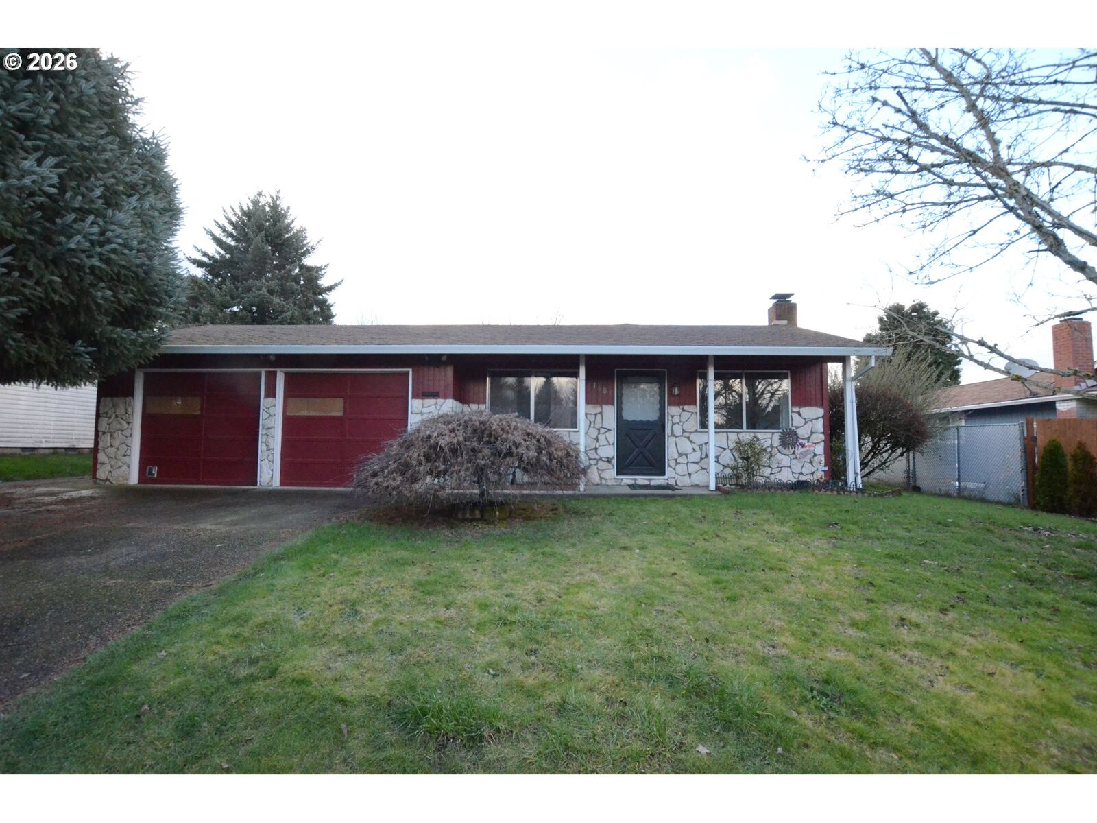 Property Photo:  1685 SW 194th Ave  OR 97003 