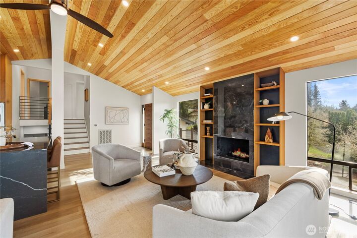 Property Photo: 7036 NE 161st Street WA 98028